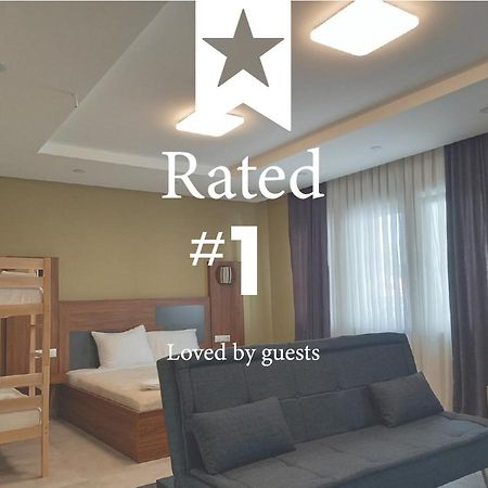 Hotel Centrum Titova Mitrovica Extérieur photo